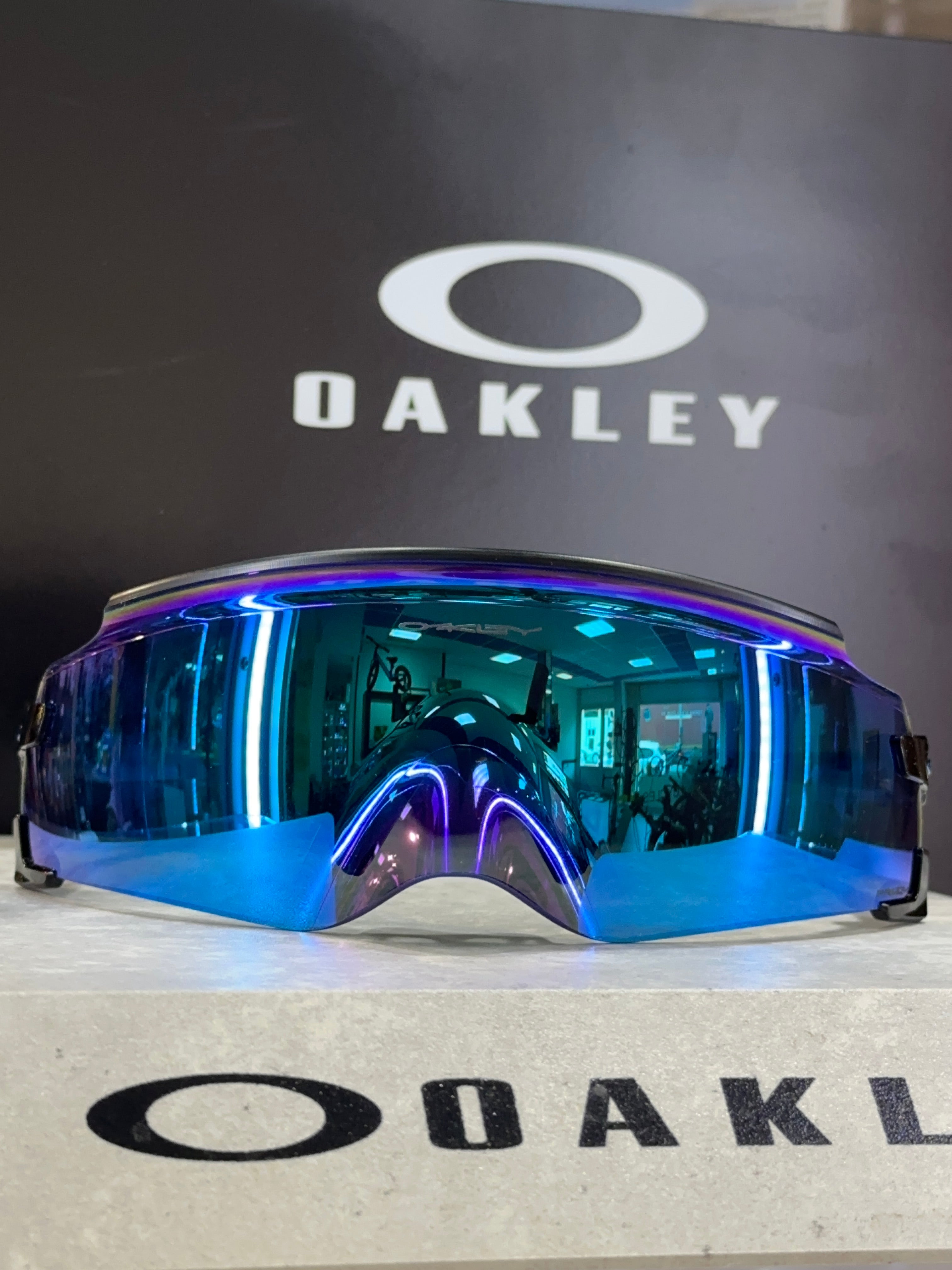 Oakley-Kato