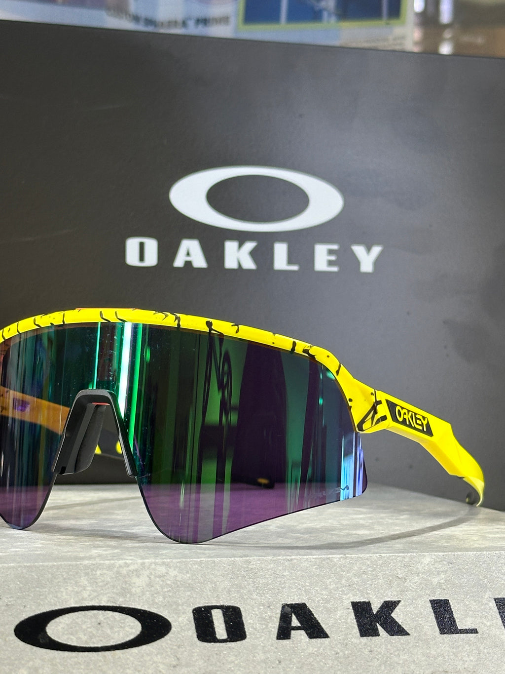 OAKLEY-Sutro Lite Sweep
