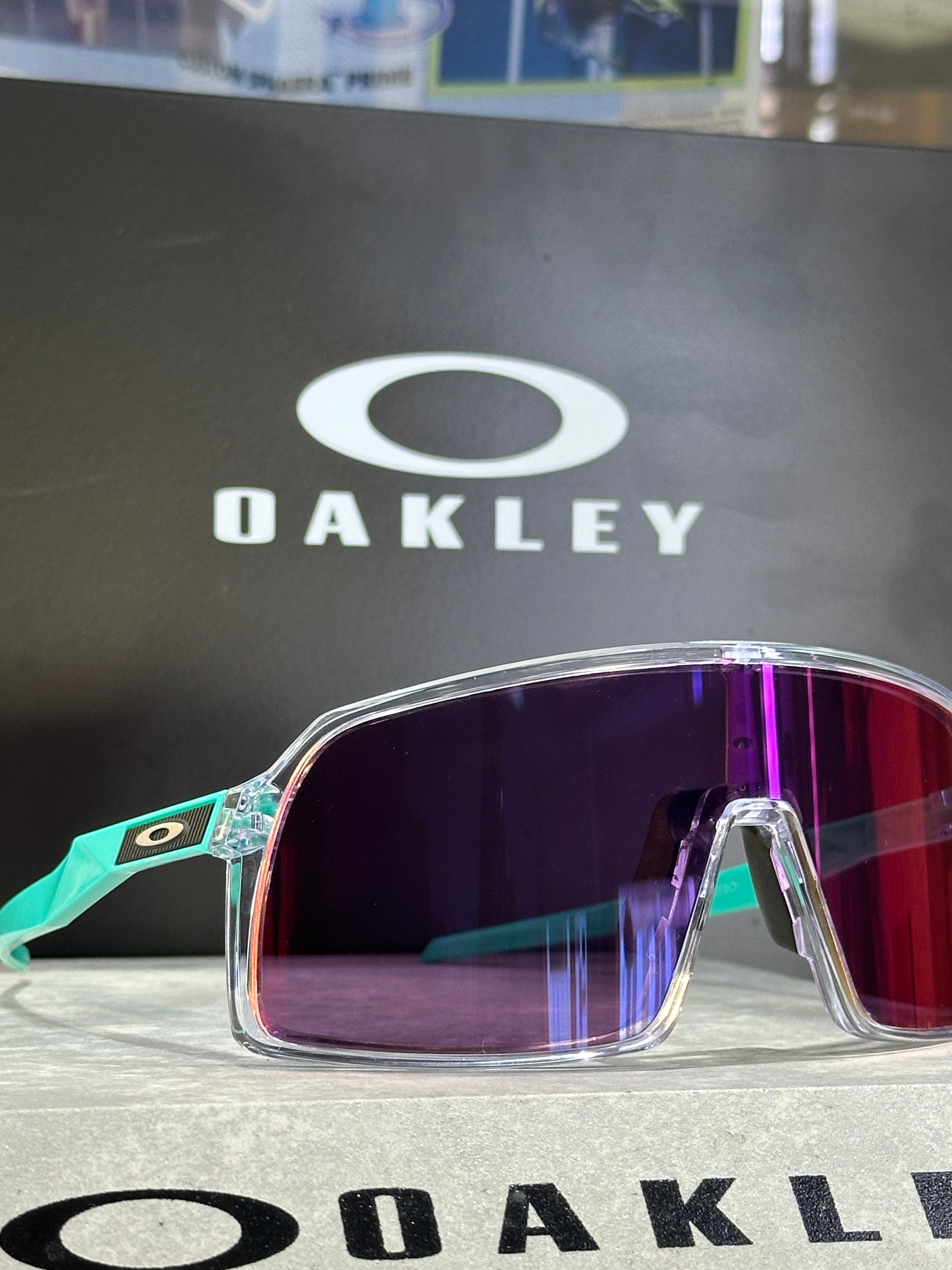 OAKLEY-Sutro