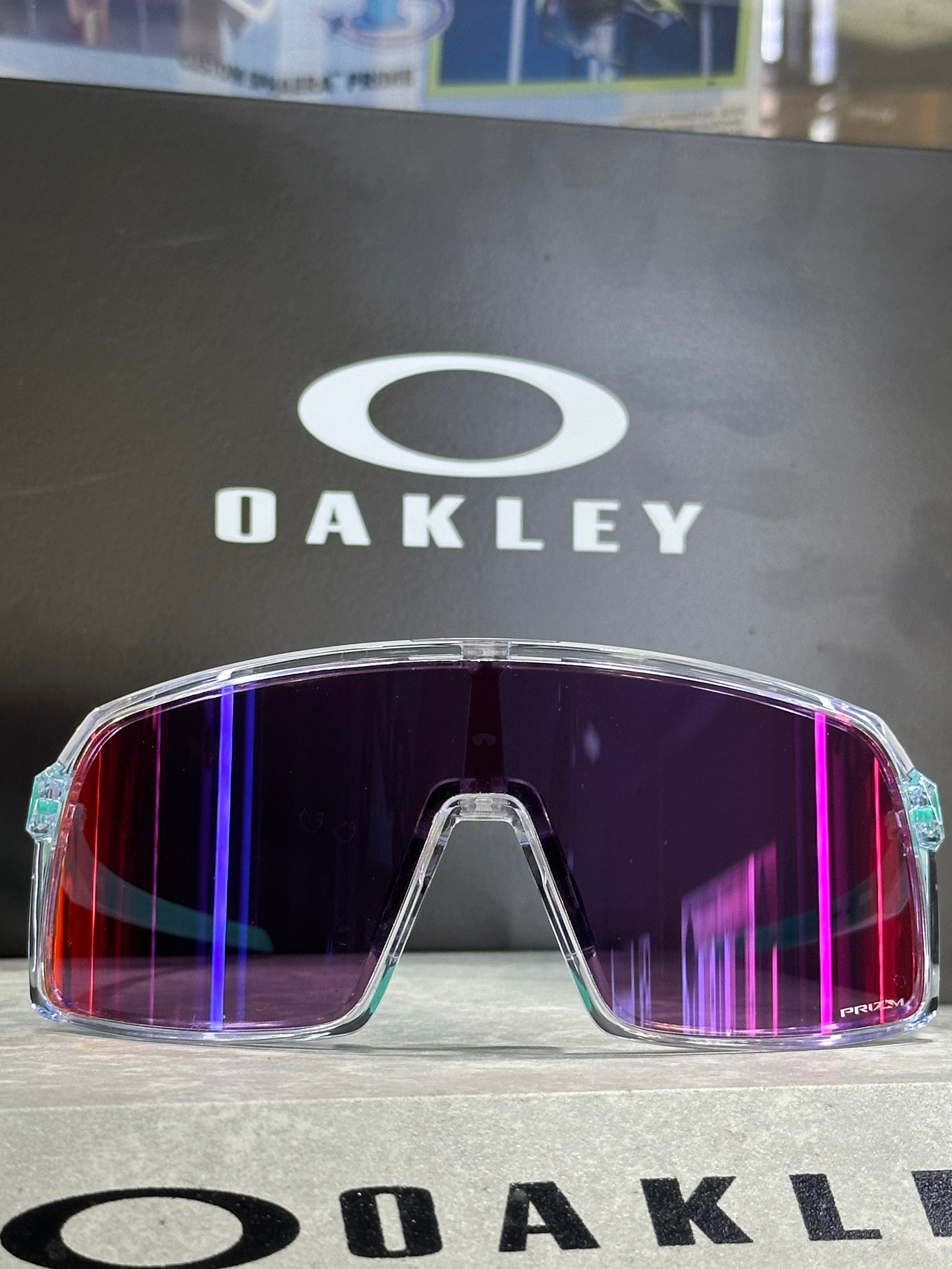 OAKLEY-Sutro